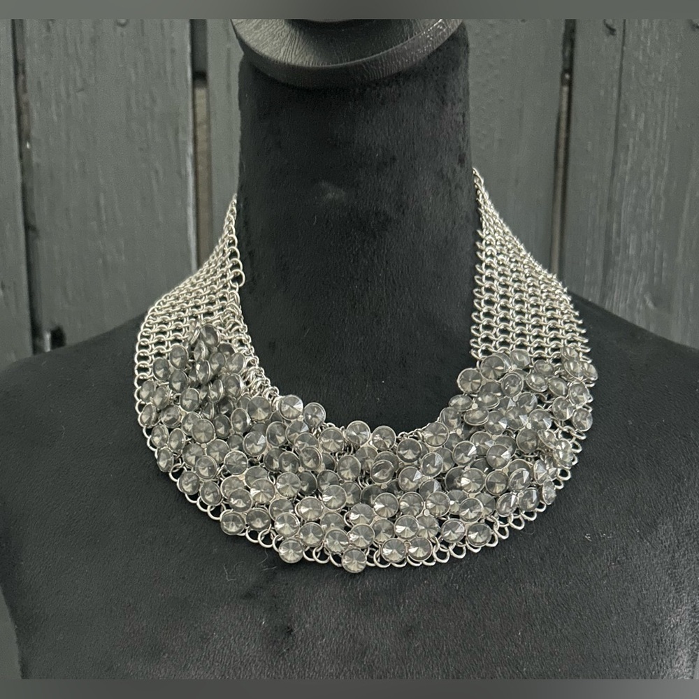 💲💲Elegant Silver Mesh Rhinestone Statement Necklace💲💲